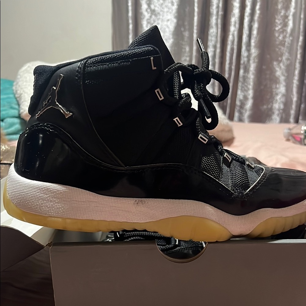 Jordan Air 11 Retro Sneakers